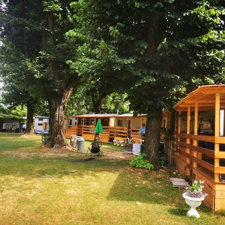 ホテルCamping No Stress コモ エクステリア 写真