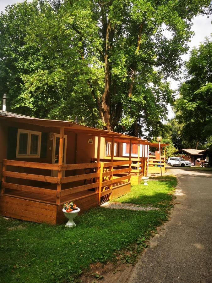 ホテルCamping No Stress コモ エクステリア 写真