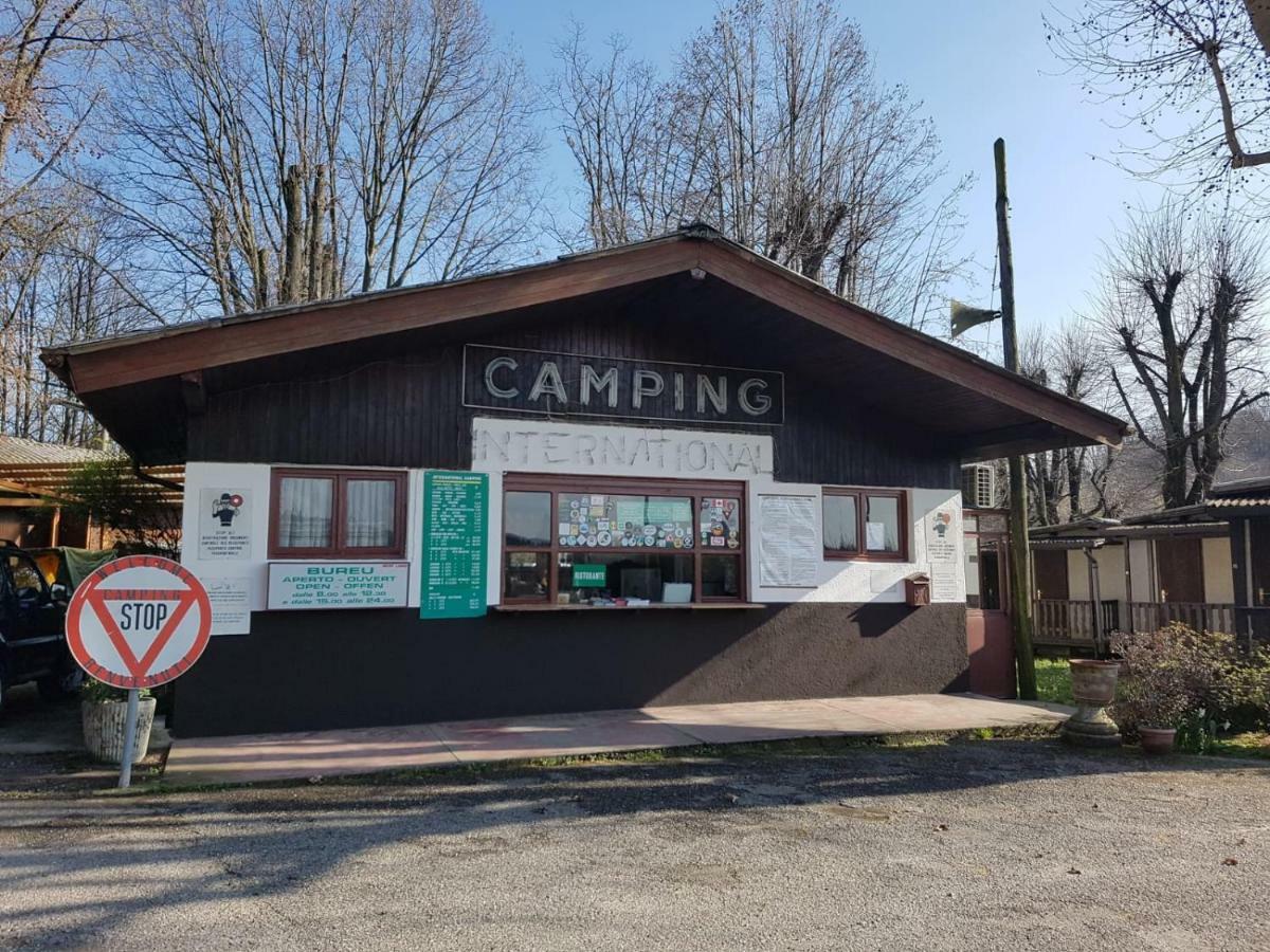 ホテルCamping No Stress コモ エクステリア 写真
